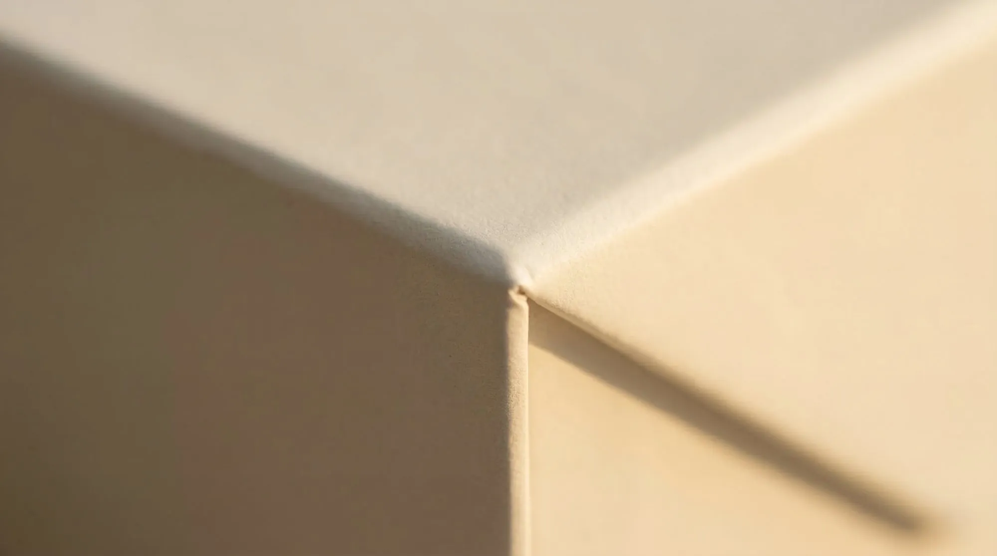 Soft touch corner detail